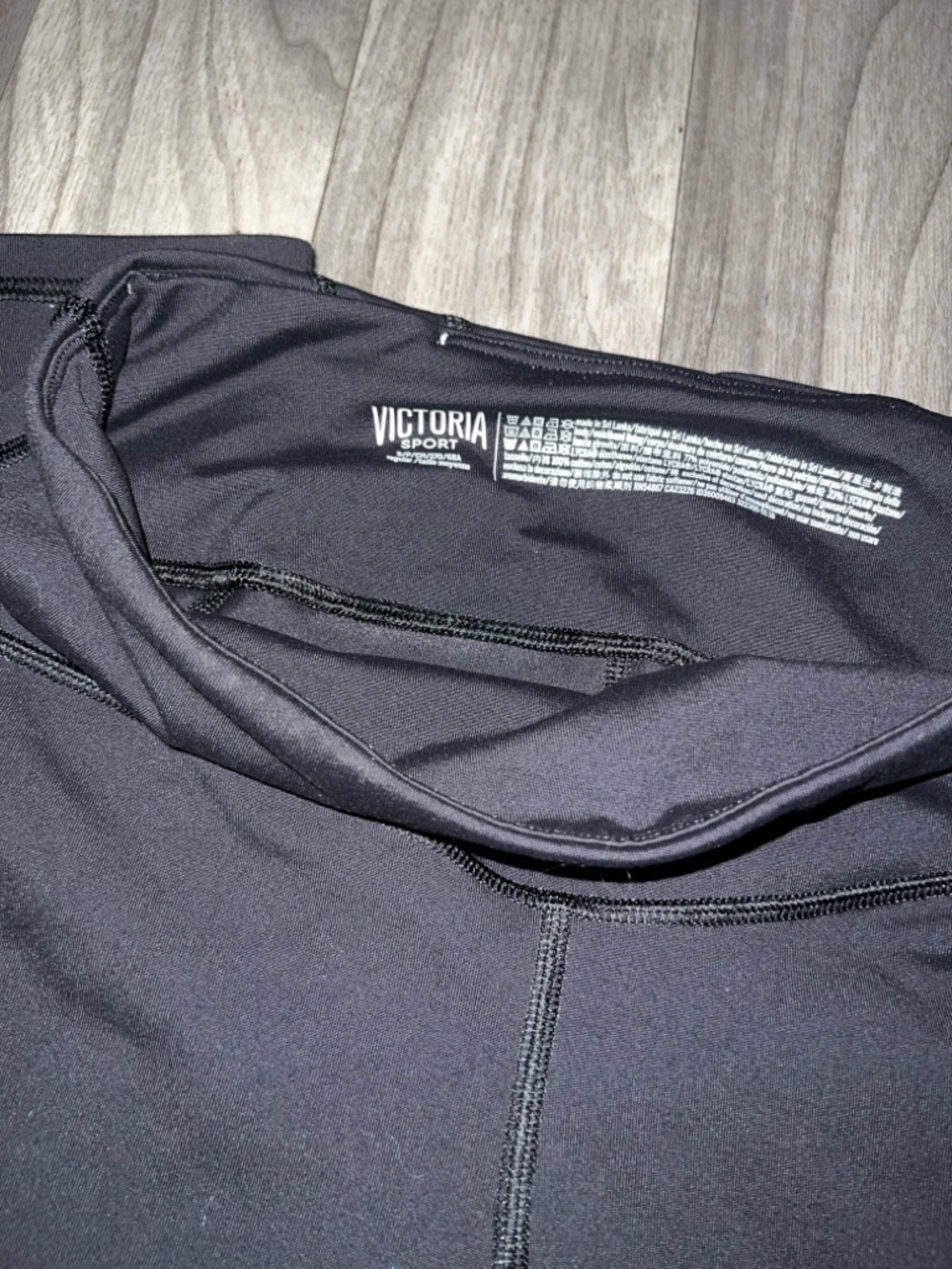 Victorias Secret Sport Black High-Waist Flare Leggings - Picture 3 of 3